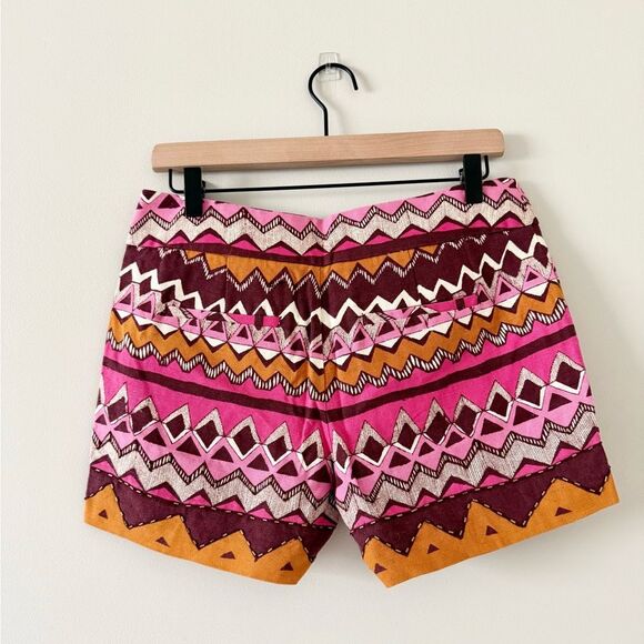 LOFT Linen Blend Shorts with Beaded Detail in Pink Multi Geo Pattern - Size 2 - Picture 3 of 5